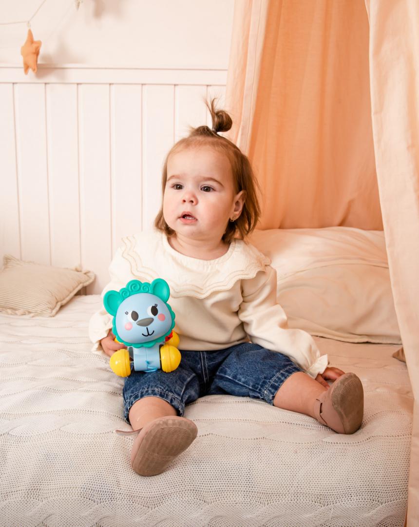 Kids Hits LAMA, JUCARIE DE TRAS