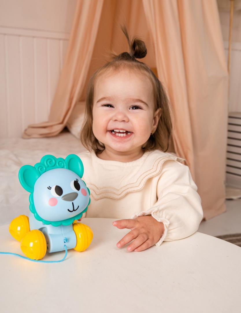 Kids Hits LAMA, JUCARIE DE TRAS