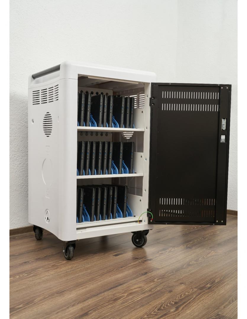 Statie de incarcare CART36, suporta maxim 36 de dispozitive cu diagonala de pana la 15.6", dimensiune slot dispozitiv 2.65 x 39.5 x 26.5 cm, dimensiunea statie 65 x 60 x 113 cm, indicator LED pentru starea de incarcare, multi-function power management, zo