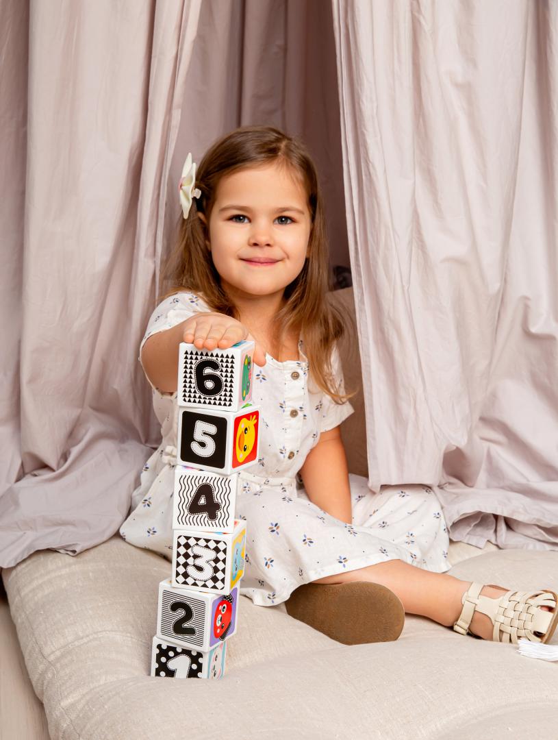 Kids Hits PRIMELE MELE CUBURI, JUCARIE LEMN