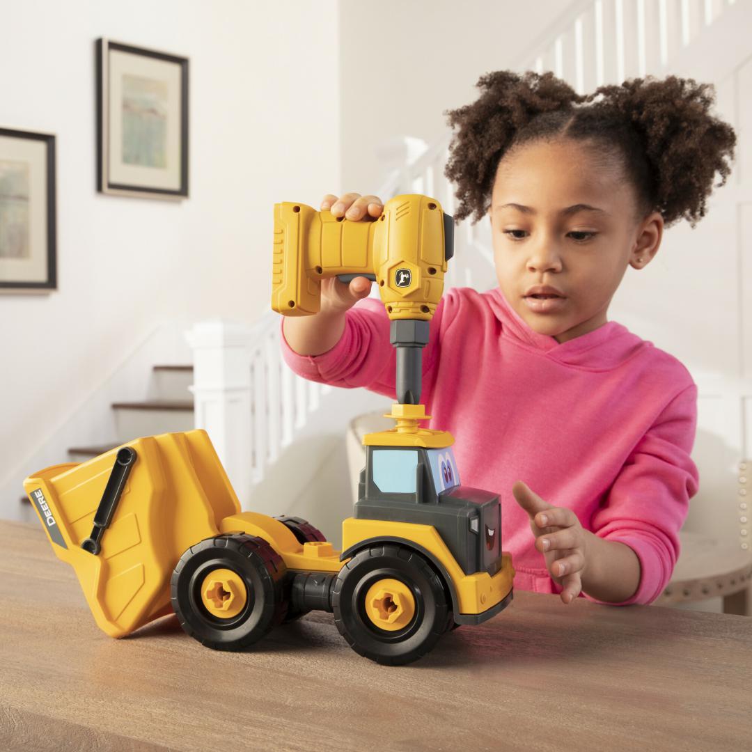 Tomy CONSTRUIESTE-TI BASCULANTA JOHN DEERE