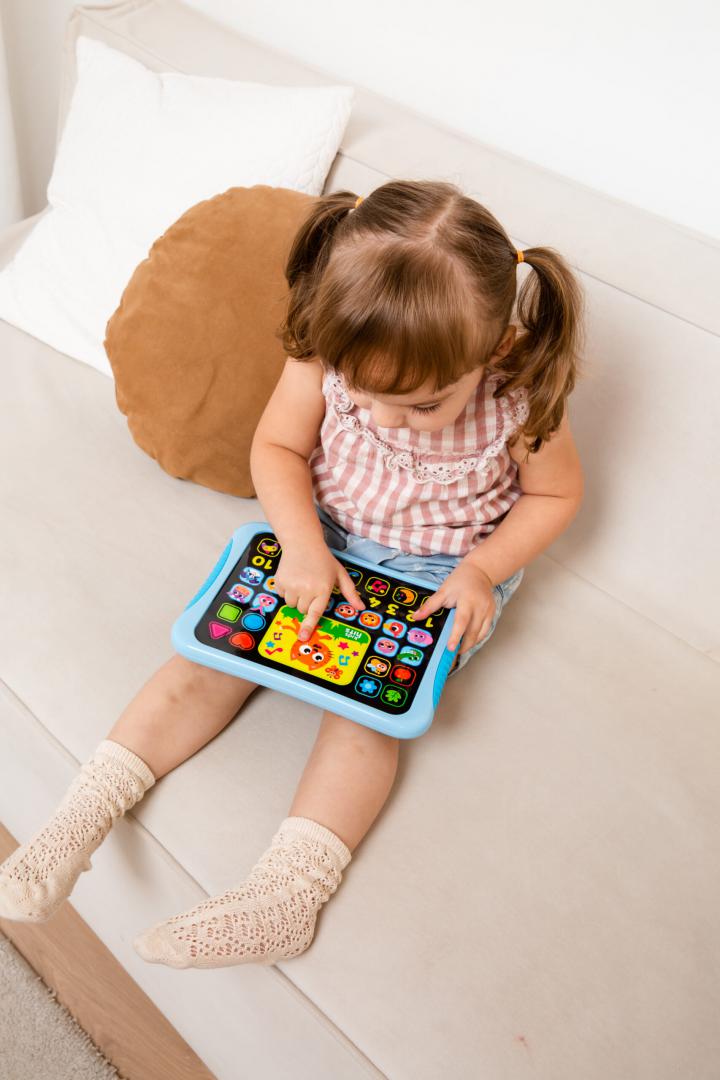 Kids Hits PRIMA MEA TABLETA INTERACTIVA