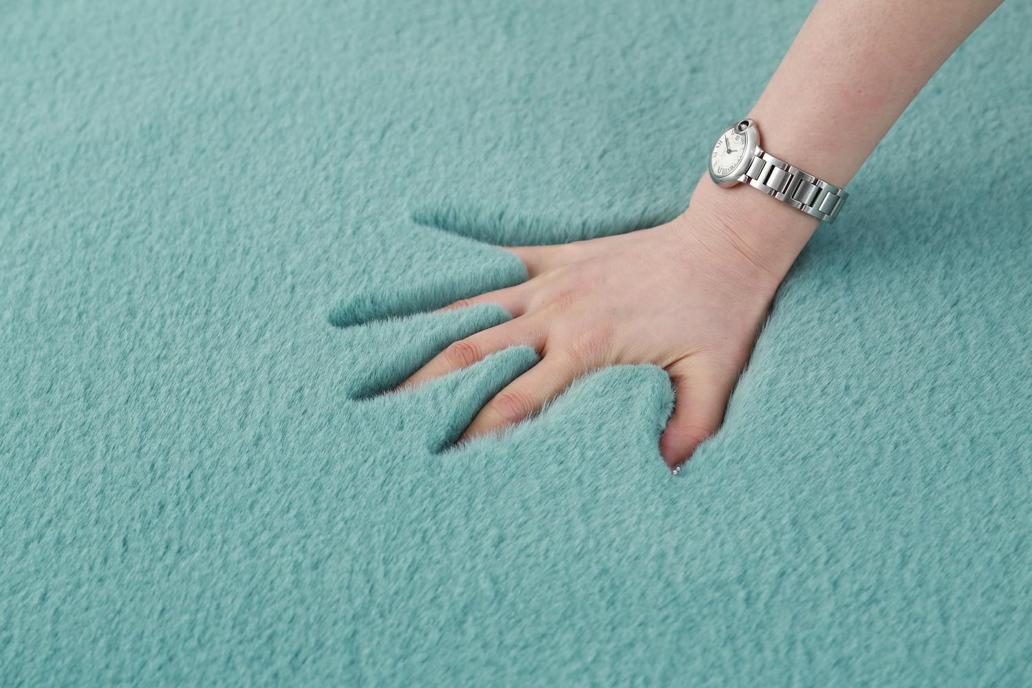 Covor Shaggy Soft Blanita  70X140 CM (Covor Heinner Shaggy soft blanita Turcoaz 70x140 CM)