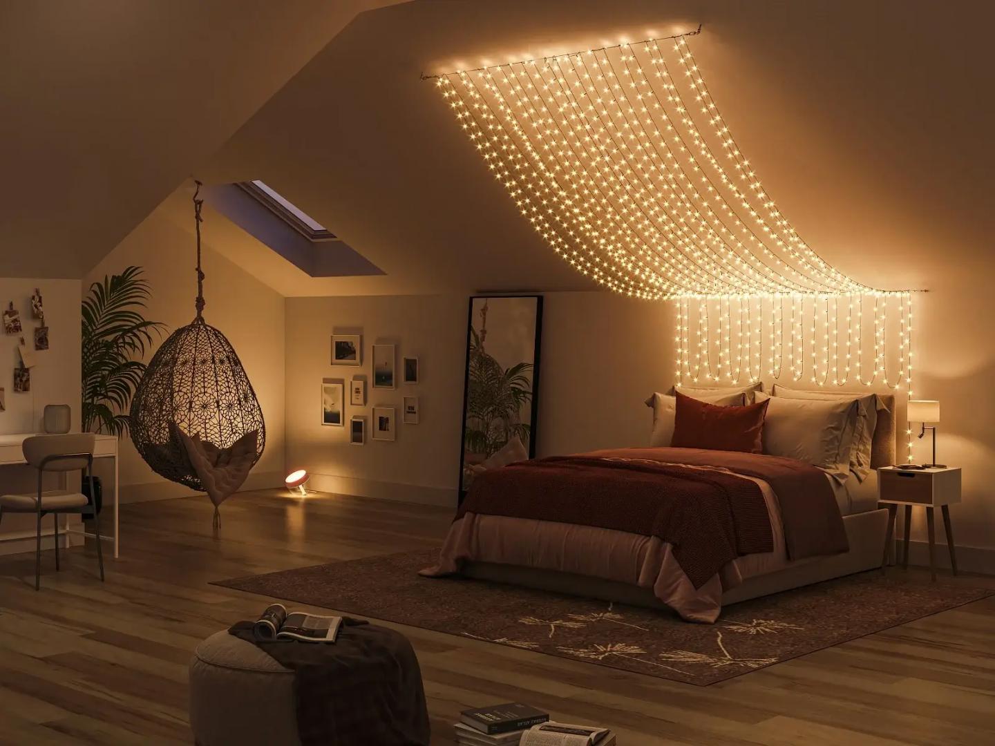 Ghirlanda inteligenta LED RGB Philips Hue Festavia, 250 LED-uri , 24V ,14W, lumina alba si color (2000-6500K), 20m, IP44, Negru