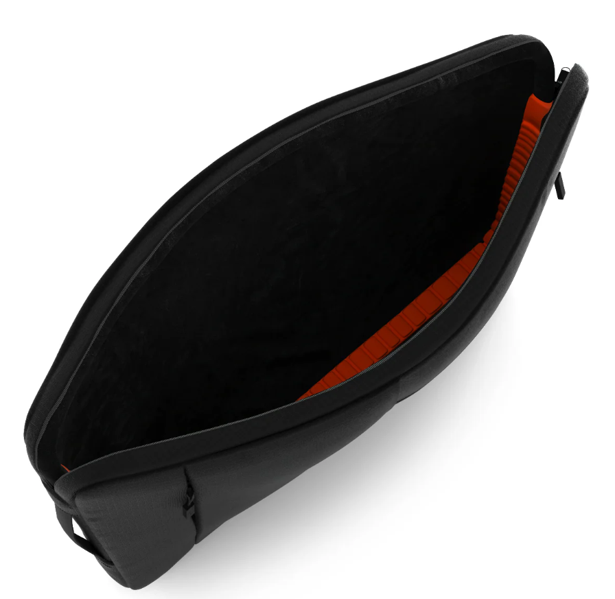 Next One Protection Sleeve Notebook 16' (Husa neagra protectoare compatibila cu MacBook Pro 16" Retina Display (2023/...)