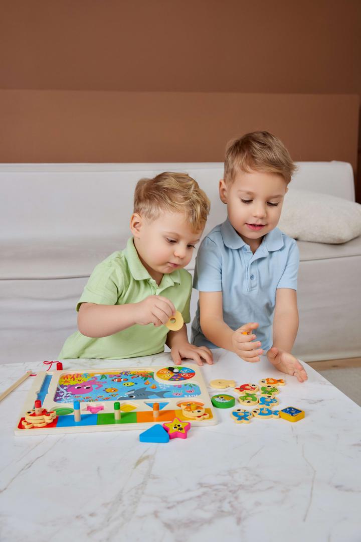 Kids Hits PLACA DE SORTARE MERGEM LA PESCUIT, LEMN