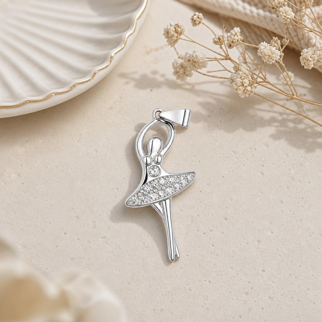 Pandantiv din Argint 925, Model Balerina Mare, Bijuterie Decorativa cu Detalii Fine si Pietre Stralucitoare, Argintiu