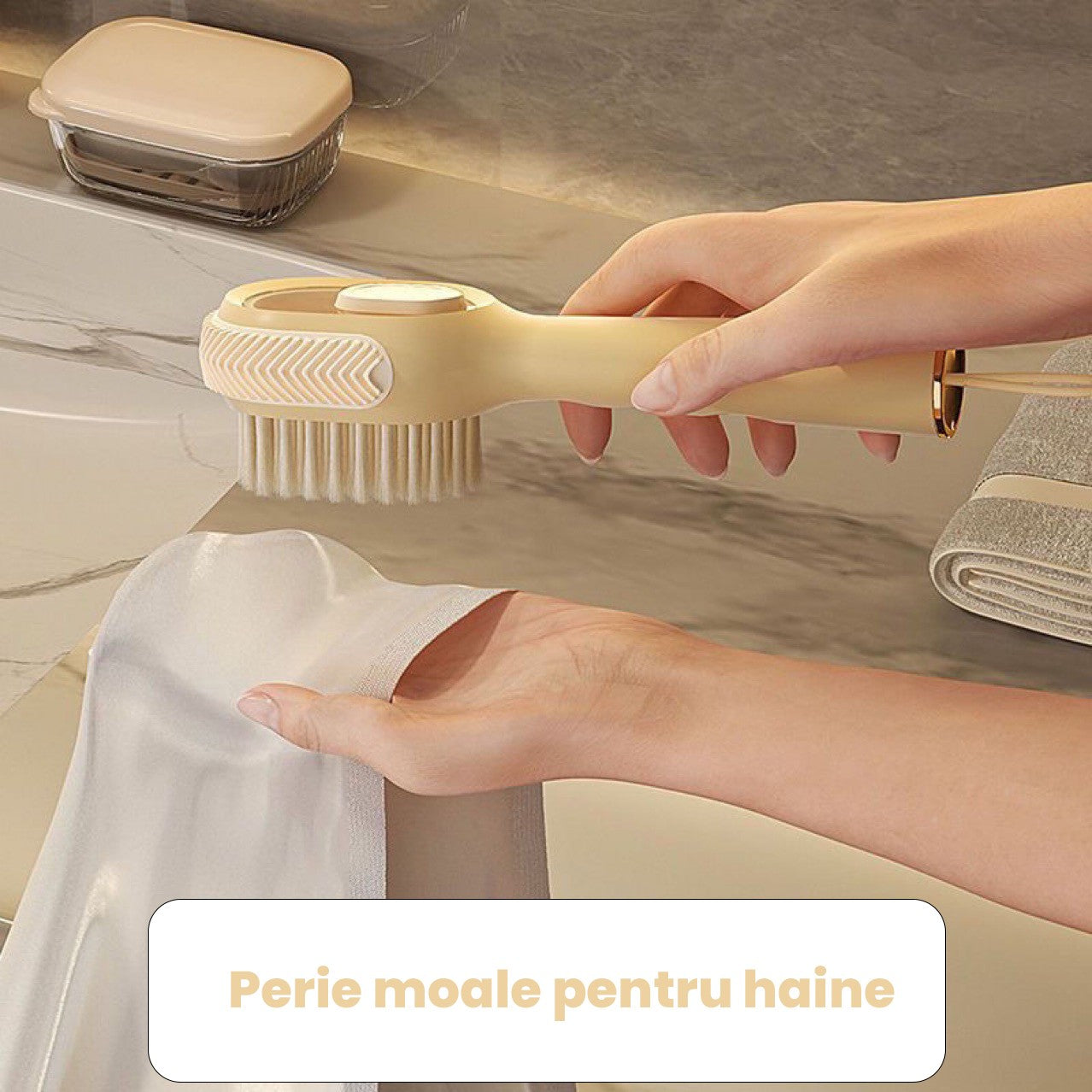 Perie pentru Curatare Incaltaminte cu Recipient pentru Detergent, Perie Multifunctionala pentru Incaltaminte si Lenjerie, cu Peri Moi, Fara Deteriorare, 22x6x4 cm, Galben