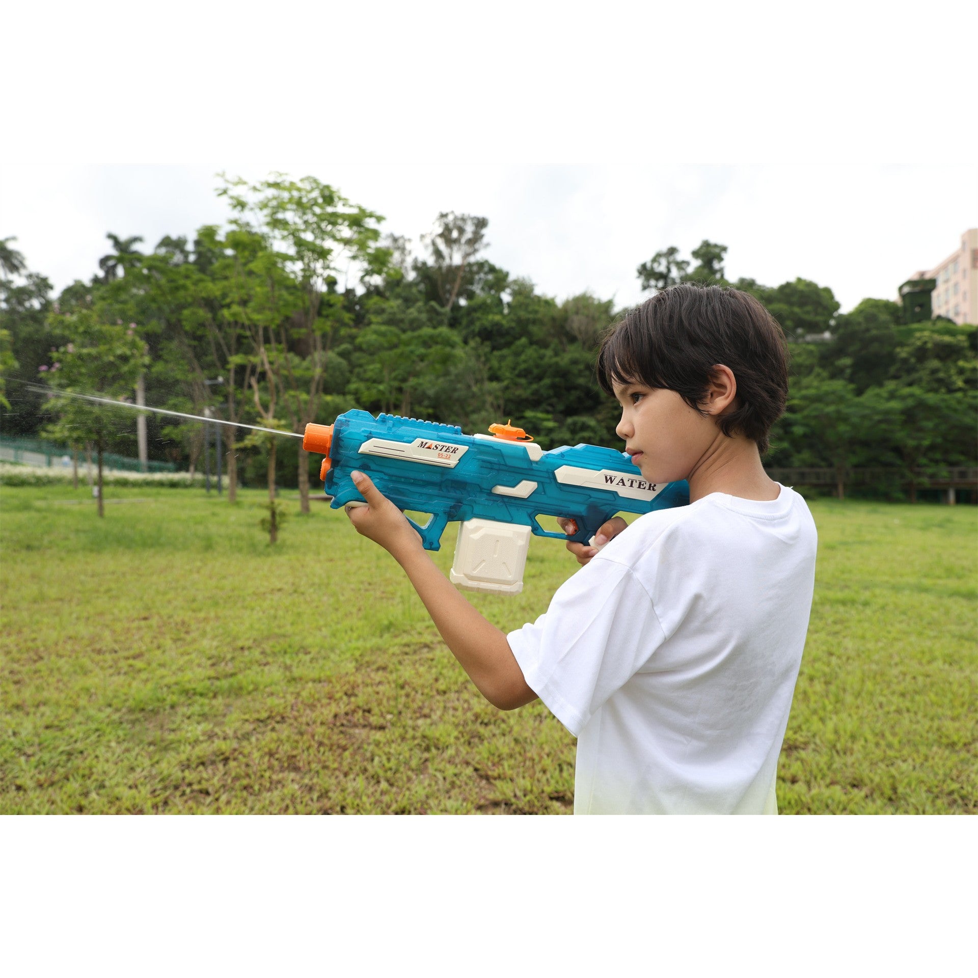 Pistol cu Apa Electric, +6 Ani, Rezervor 650 ml, Incarcare USB, din Plastic, 59 x 23 x 6 cm, Albastru