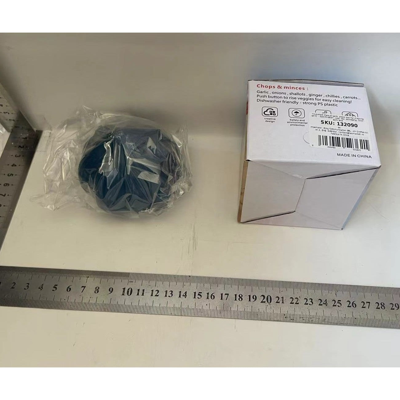 Presa Manuala pentru Usturoi, Model Usturoi, 7 x 7.5 cm, din Plastic, Albastru Inchis
