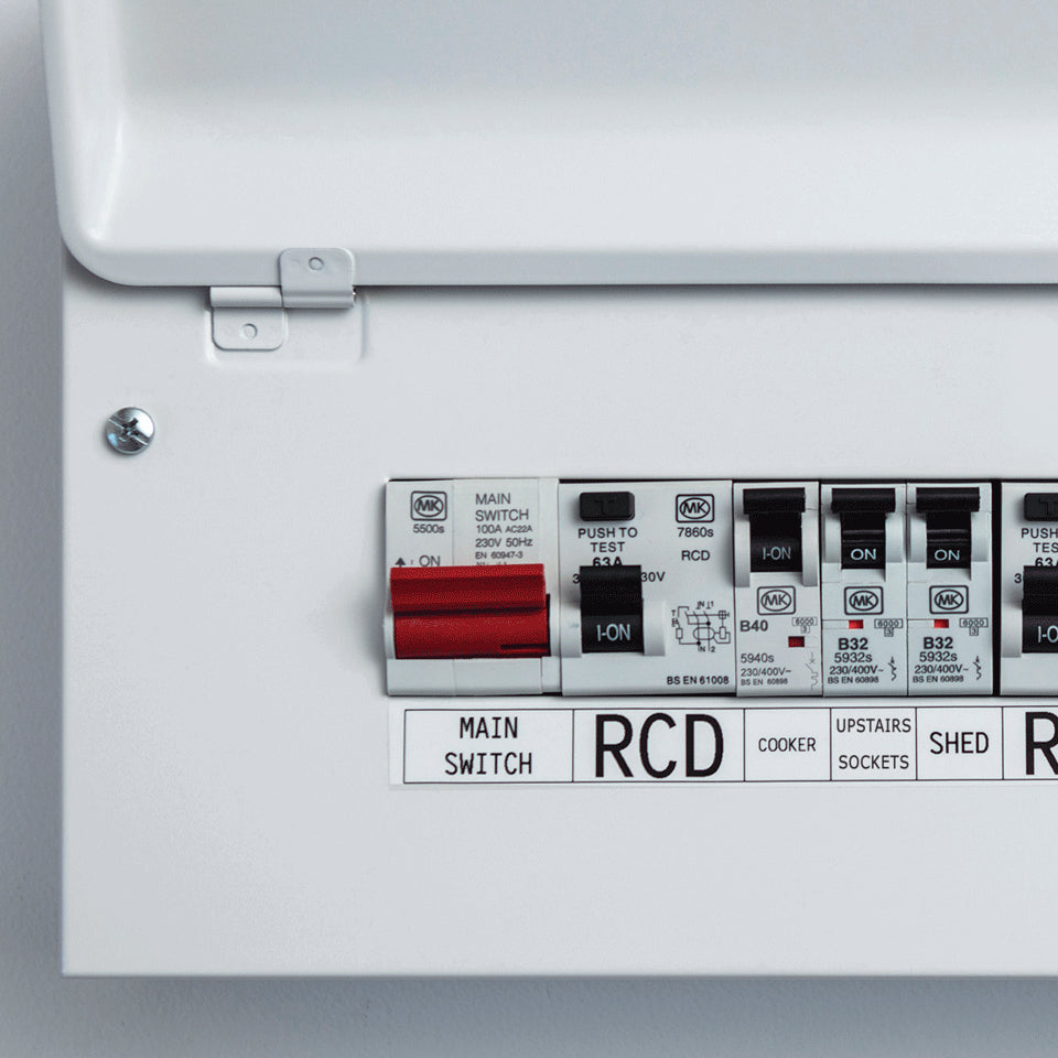 Imprimanta Transfer Termic BROTHER 180dpi PT-E560BTSP, Viteza de tiparire: 30mm/s, Latime maxima de imprimare: 24mm|Conectiv: mini-USB|WIFI, Imp Cod de bare:DA, "PTE560BTSPQL1"