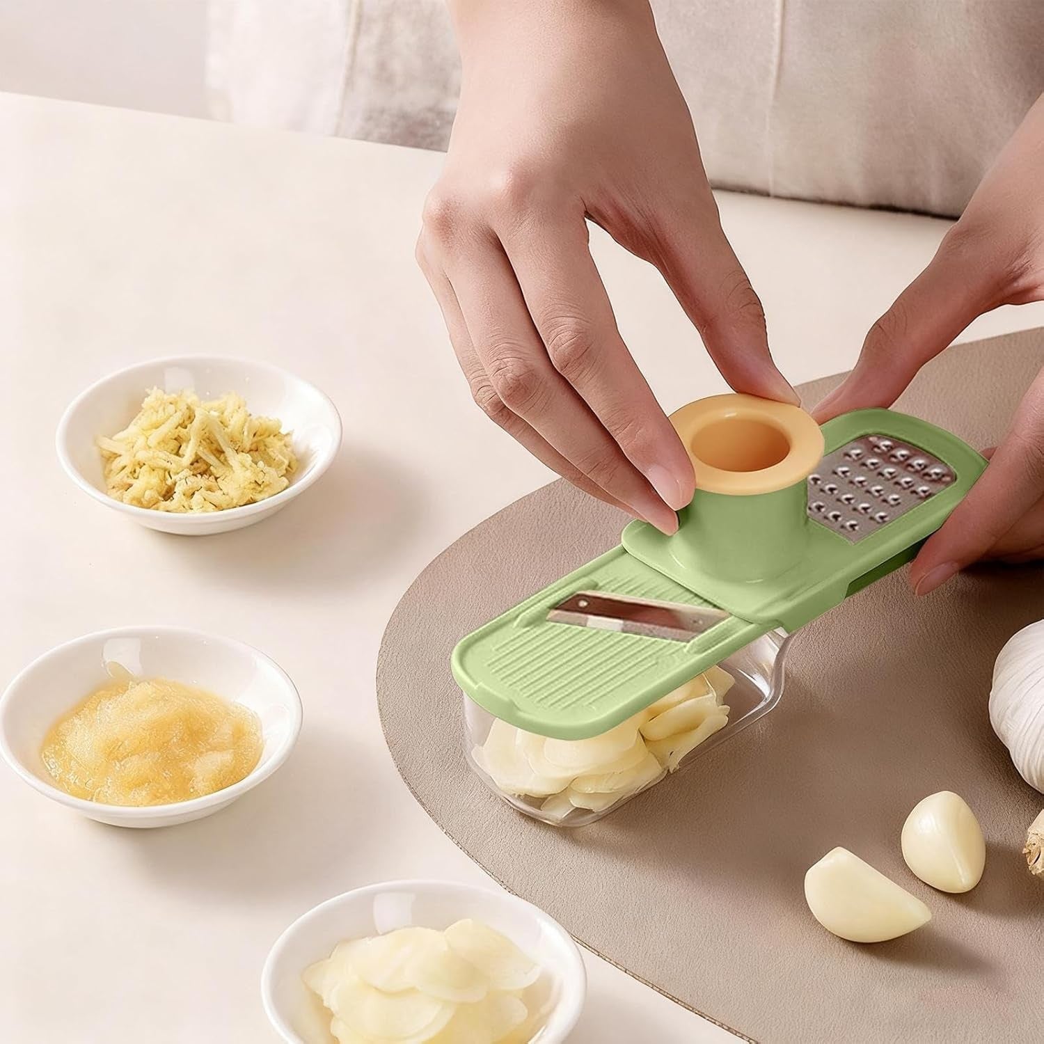 Razatoare Manuala, cu Recipient de Stocare, pentru Legume, din Plastic si Otel Inoxidabil, Multifunctionala, Verde