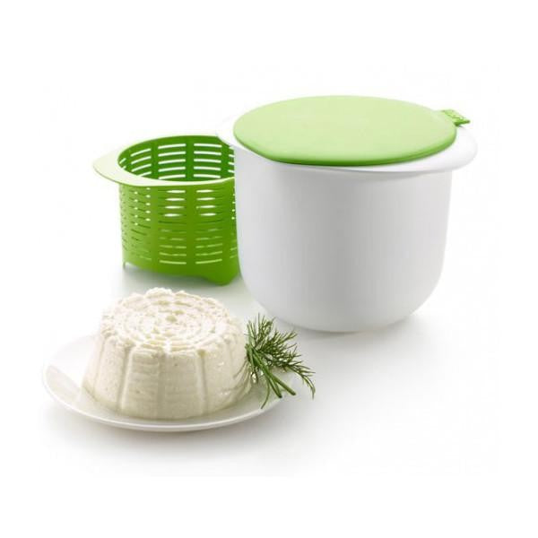 Recipient pentru Preparat Branza, Capac de Silicon, Cheese Maker din Plastic, Strecuratoare, 17x14.5x12.8 cm, Verde