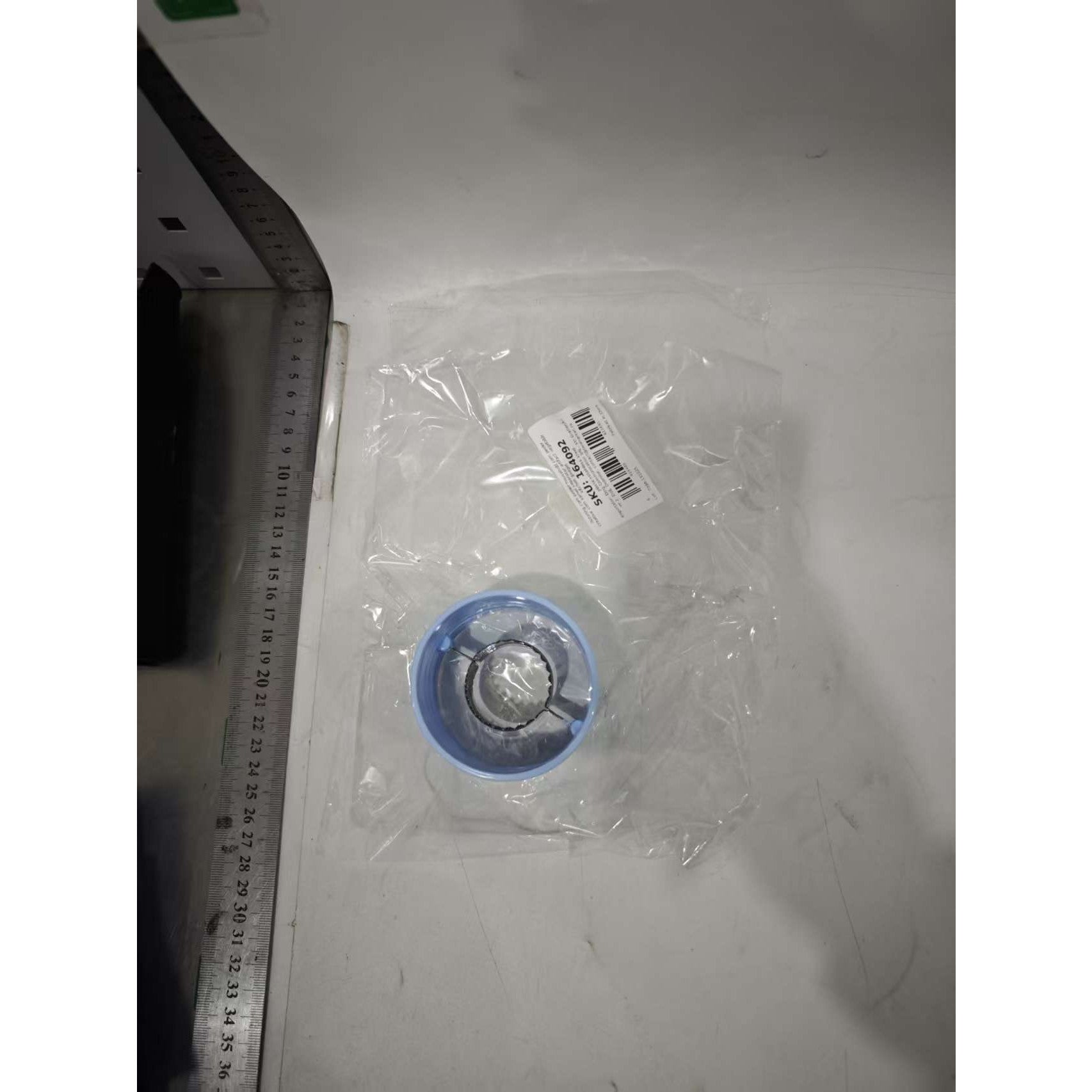 Ustensila pentru Curatare Porumb, Diametru 3.6 cm, din Plastic si Otel Inoxidabil, Albastru
