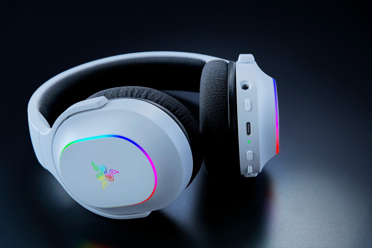 Casti Razer Barracuda X Chroma alb "RZ04-05220200-R3M1"
