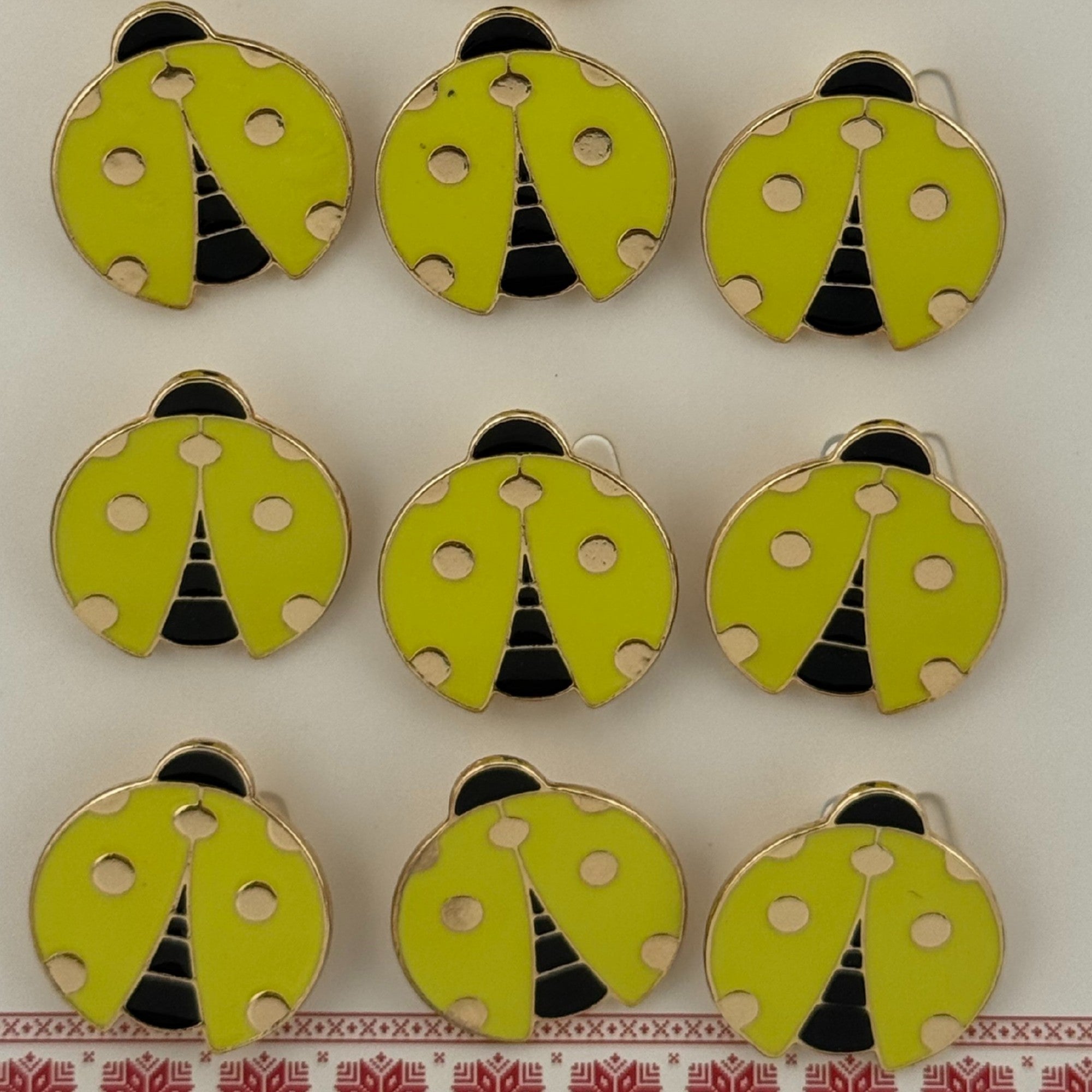 Set 12 Brose Martisor pentru Copii, Model Buburuza, Auriu
