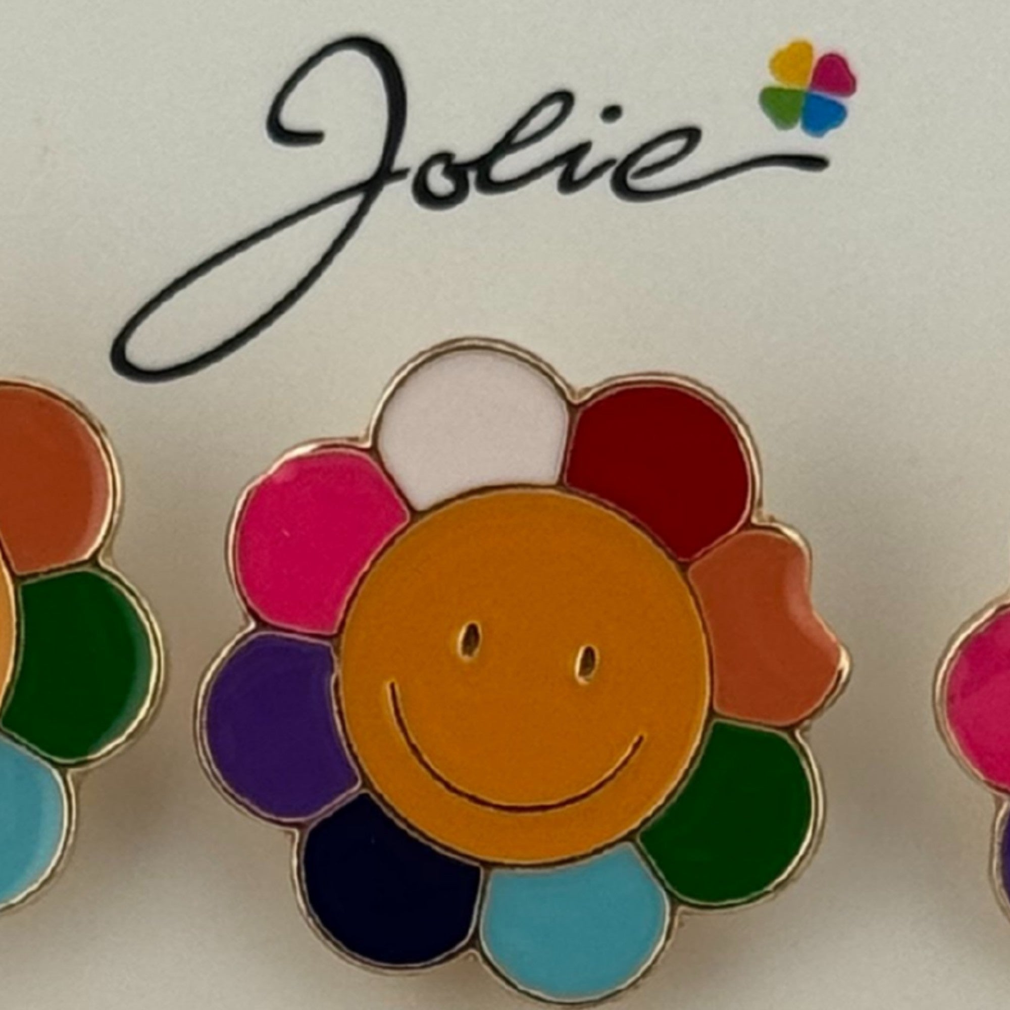 Set 12 Brose Martisor pentru Copii, Model Floare care Zambeste, Multicolor