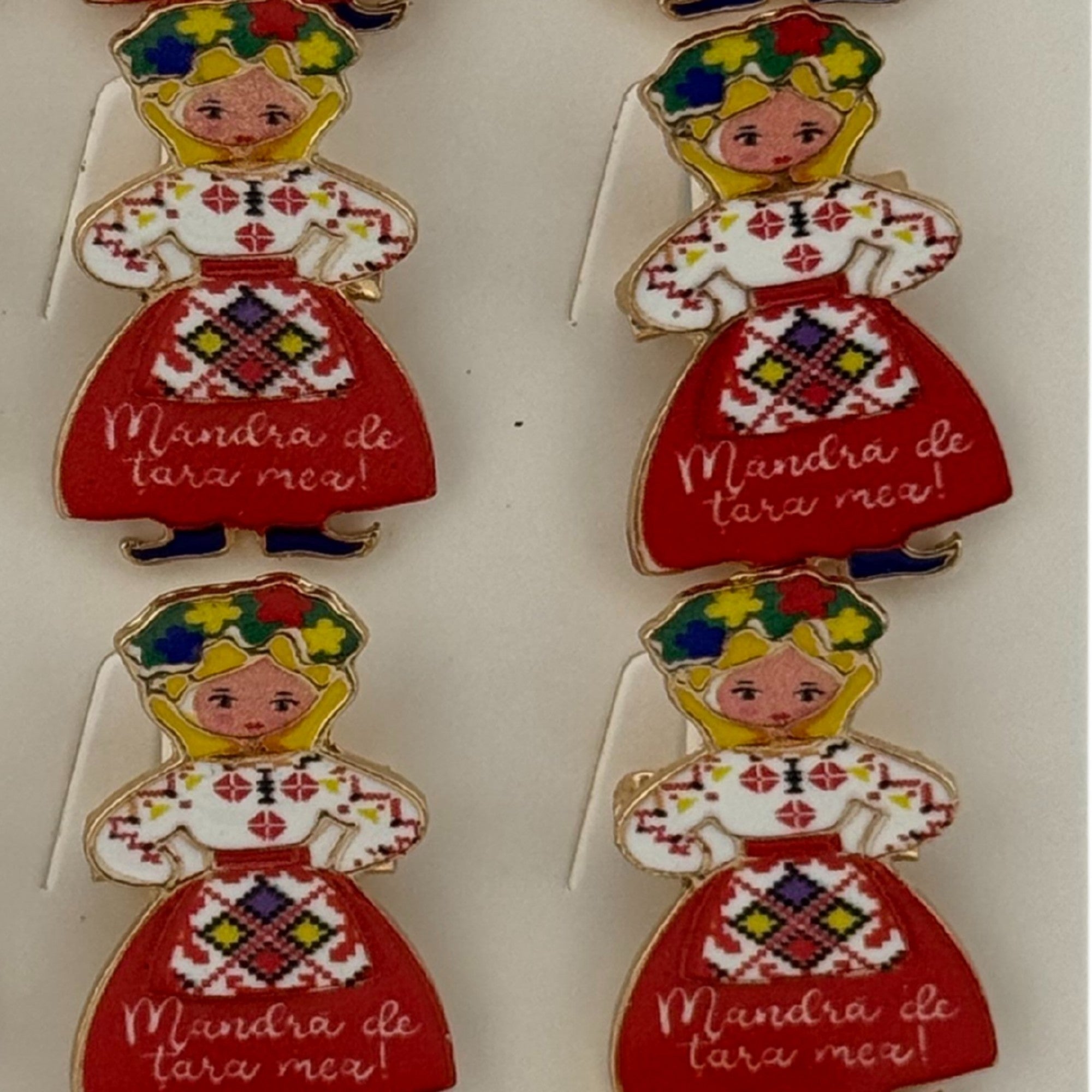 Set 12 Brose Martisor Primavara, Jolie, Model Fata, cu Mesaj Mandra de Tara Mea, Multicolor