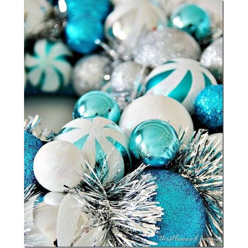 Set 12 globulete 6 turcoaz si 6 alb pictate  - glitter - 6cm