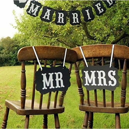Set 2 Bannere, cu Agatatoare, Tematica Nunta, Pancarde Model Mr si Mrs, Negru