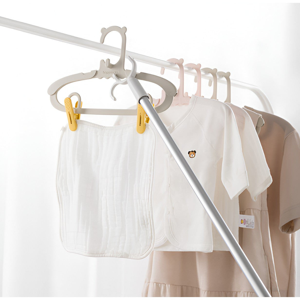 Set 10 de Cleme pentru Haine, de Prindere pentru Pantaloni, Atasabile la Umerase, 1.6x2.3x6.35 cm, Galben