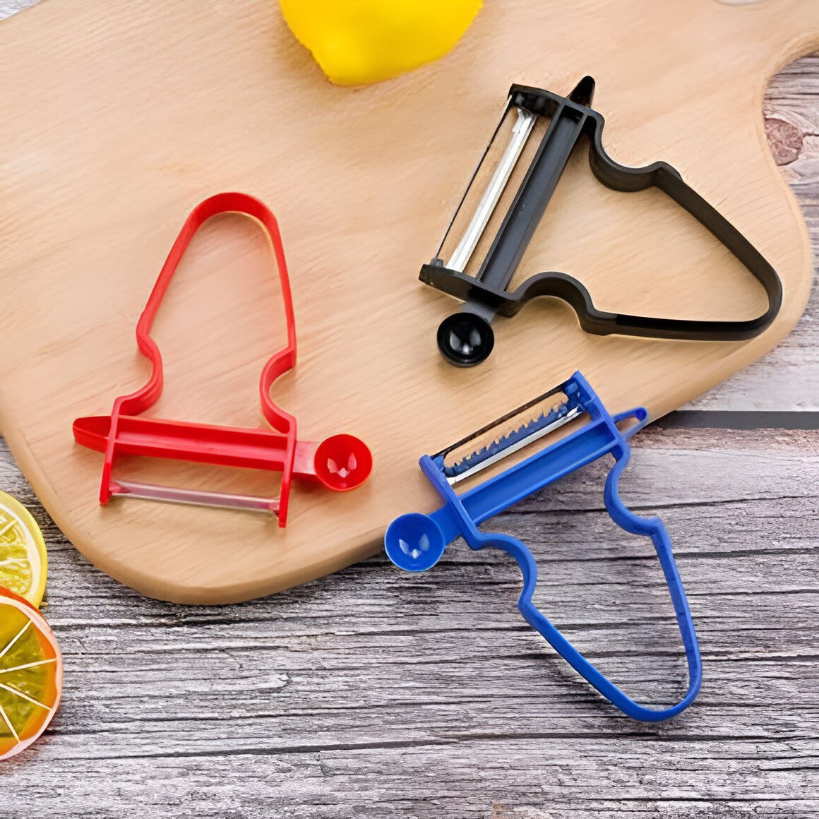 Set 3 Accesorii de Decojire, Razuire si Feliere, pentru Legume si Fructe, Negru-Rosu-Albastru
