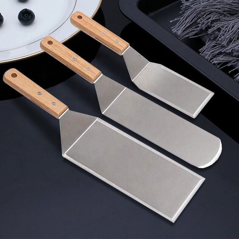 Set 3 spatule pentru gratar din metal, margini subtiri, suprafata antiaderenta, rezistente la temperaturi ridicate, maner ergonomic din lemn, 3 forme, agatatoare, gri