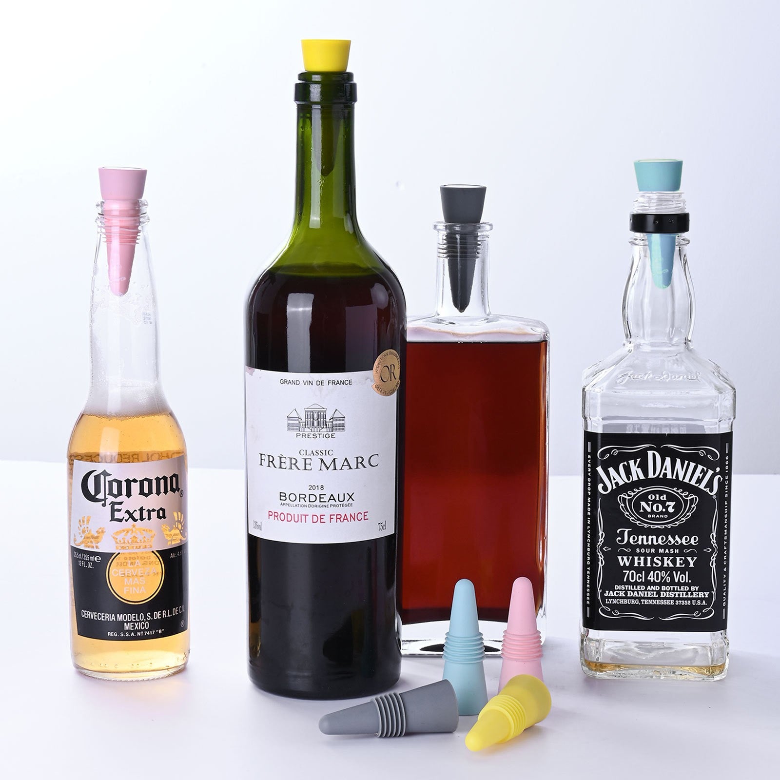 Set 4 dopuri reutilizabile din silicon pentru sticle de vin, bautura, multicolor
