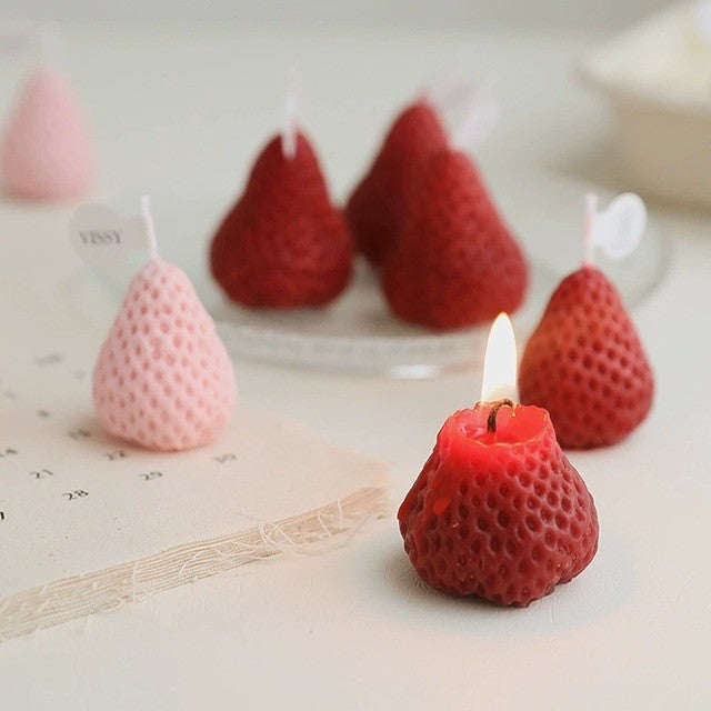 Set 6 Lumanari Parfumate, Flippy, Model Capsunici, Ardere 30 min, 78g, 6.3 x 9.3 x 3.8 cm, Rosu