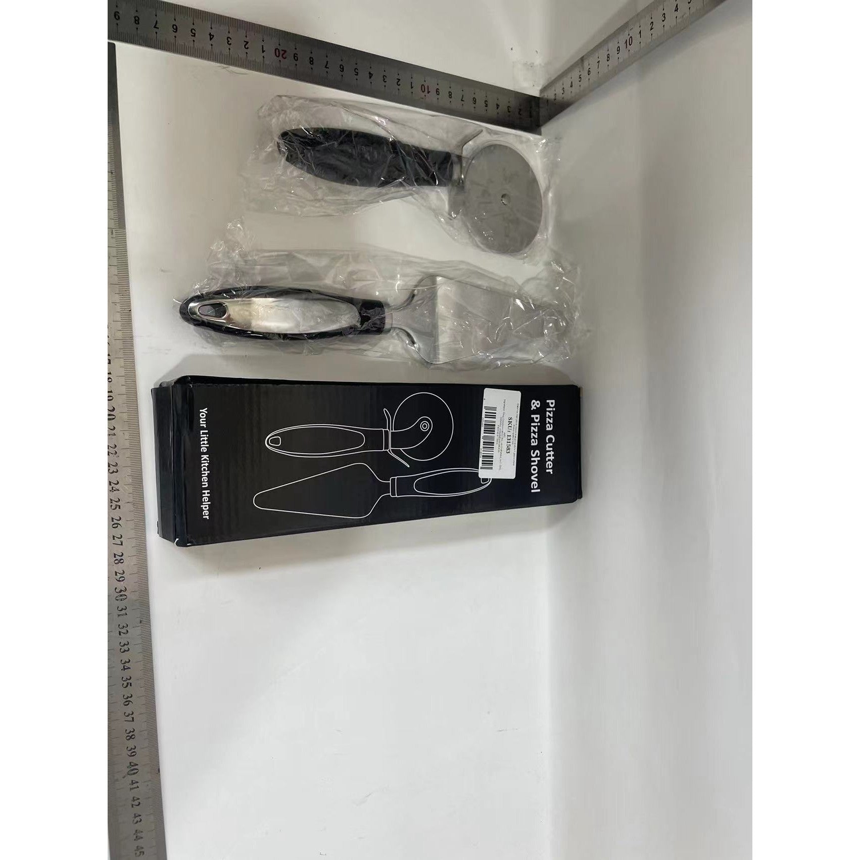 Feliator si Lopatica pentru Pizza, set din 2 ustensile, Otel Inoxidabil, Maner Antiderapant, 26.5 x 8 x 3 cm, Negru