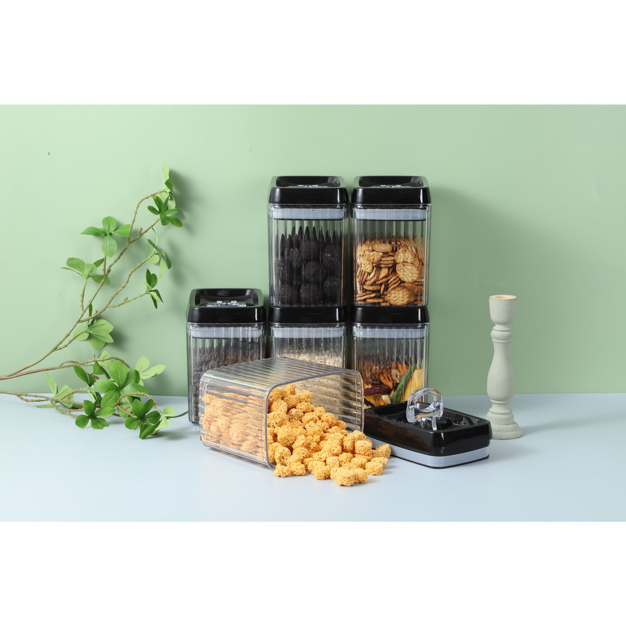 Set 4 Recipiente din Plastic, pentru Alimente/Obiecte, Inchidere Ermetica, Textura Ondulata, 2 x 1.5l, 2 x 3.3 l, Transparent