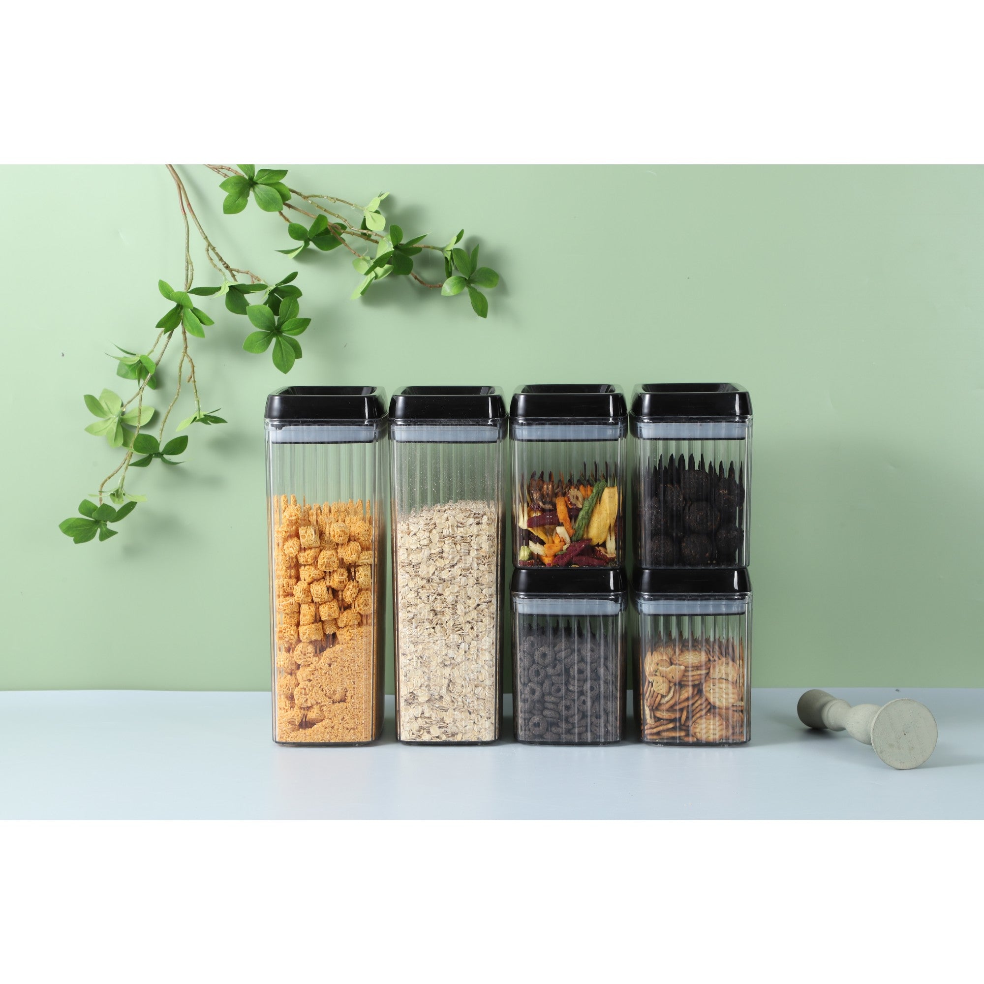 Set 4 Recipiente din Plastic, pentru Alimente/Obiecte, Inchidere Ermetica, Textura Ondulata, 2 x 1.5l, 2 x 3.3 l, Transparent