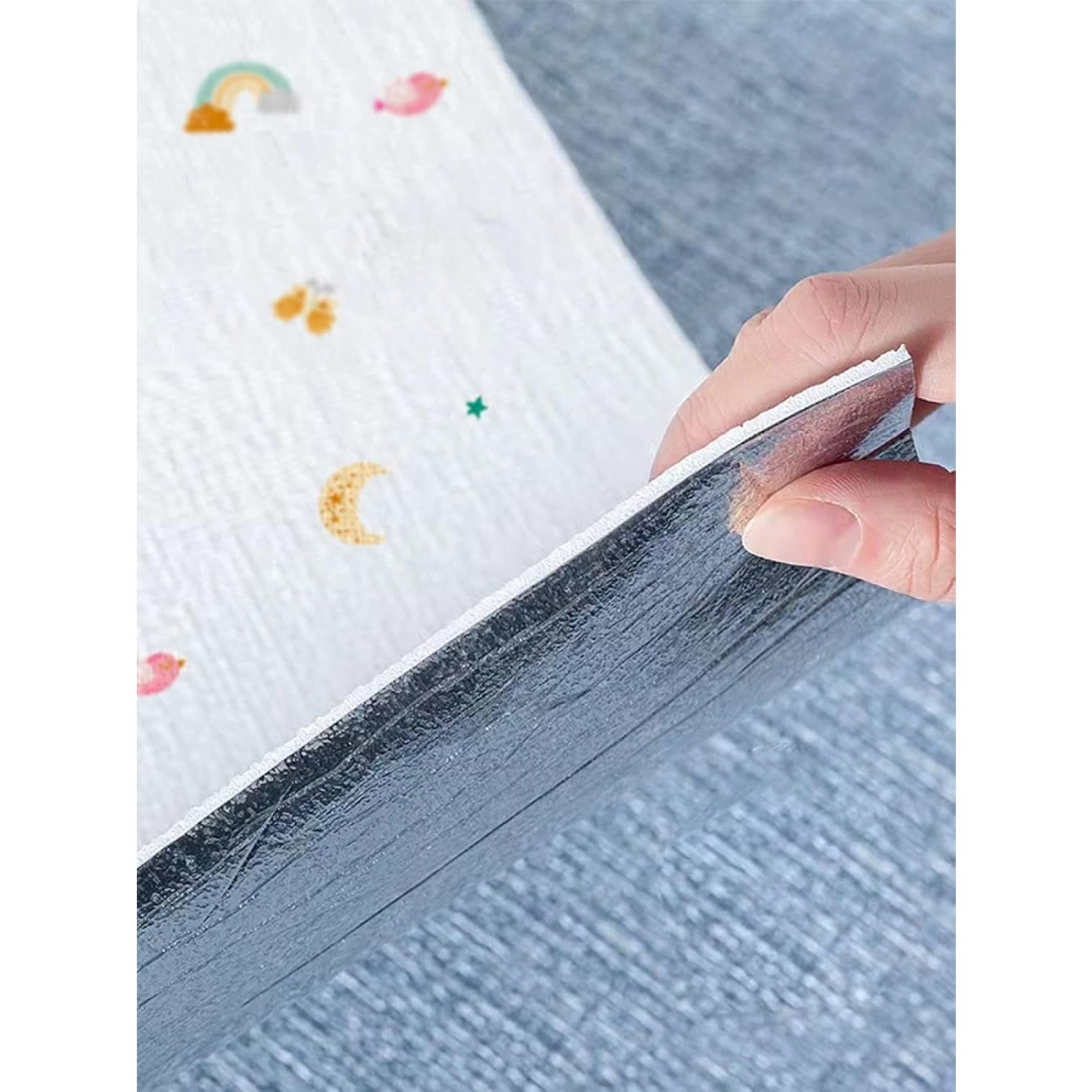 Rola Autoadeziva pentru Perete, din Panza, 10 m, Rezistenta la Umezeala, 2.5 mm Grosime, Model Girafa si Elefant, Multicolor