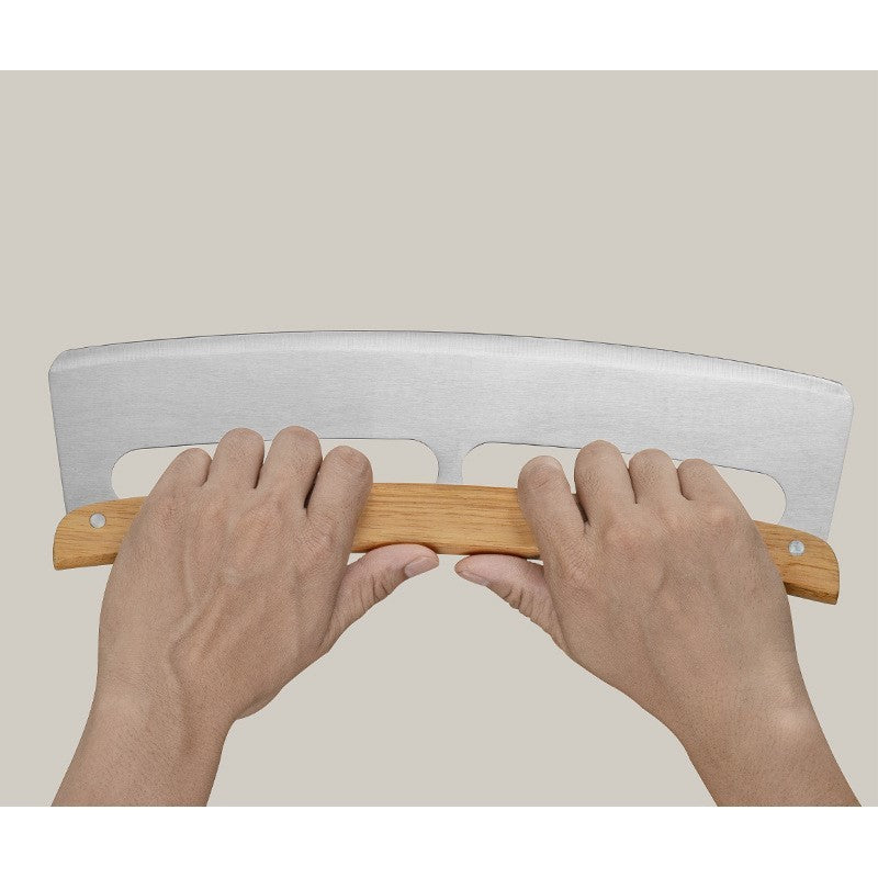 Taietor Feliator de Pizza, din Otel Inoxidabil, cu Capac, Maner din Lemn, Antialunecare, Lama Neteda si Ascutita, 34x10 cm, Maro