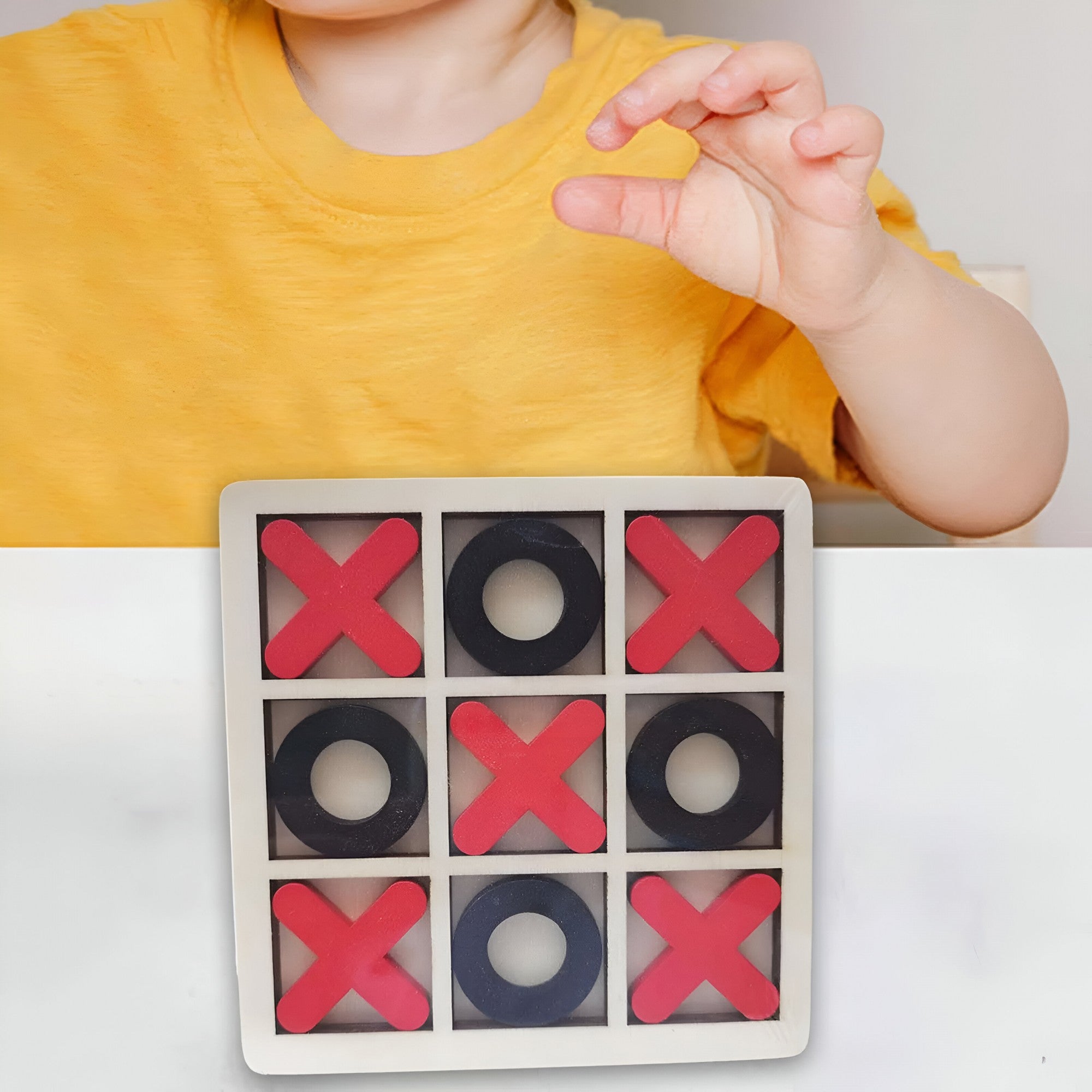 Jucarie Montessori Tic Tac Toe, Educativa, Interactiva, din lemn, X si O, 9 Piese, 14.3x14.3 cm, Negru Rosu