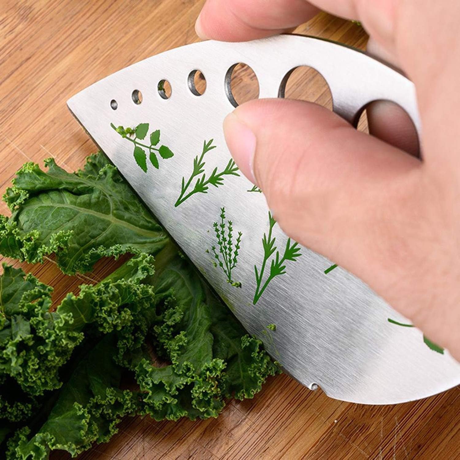Tocator manual pentru ierburi instrument de curatat frunze, margini ascutie, 9 gauri de diferite dimensiuni, multifunctional, material otel inoxidabil, maner ergonomic, rezistent la rugina, 12.3 x 6.9 cm, argintiu