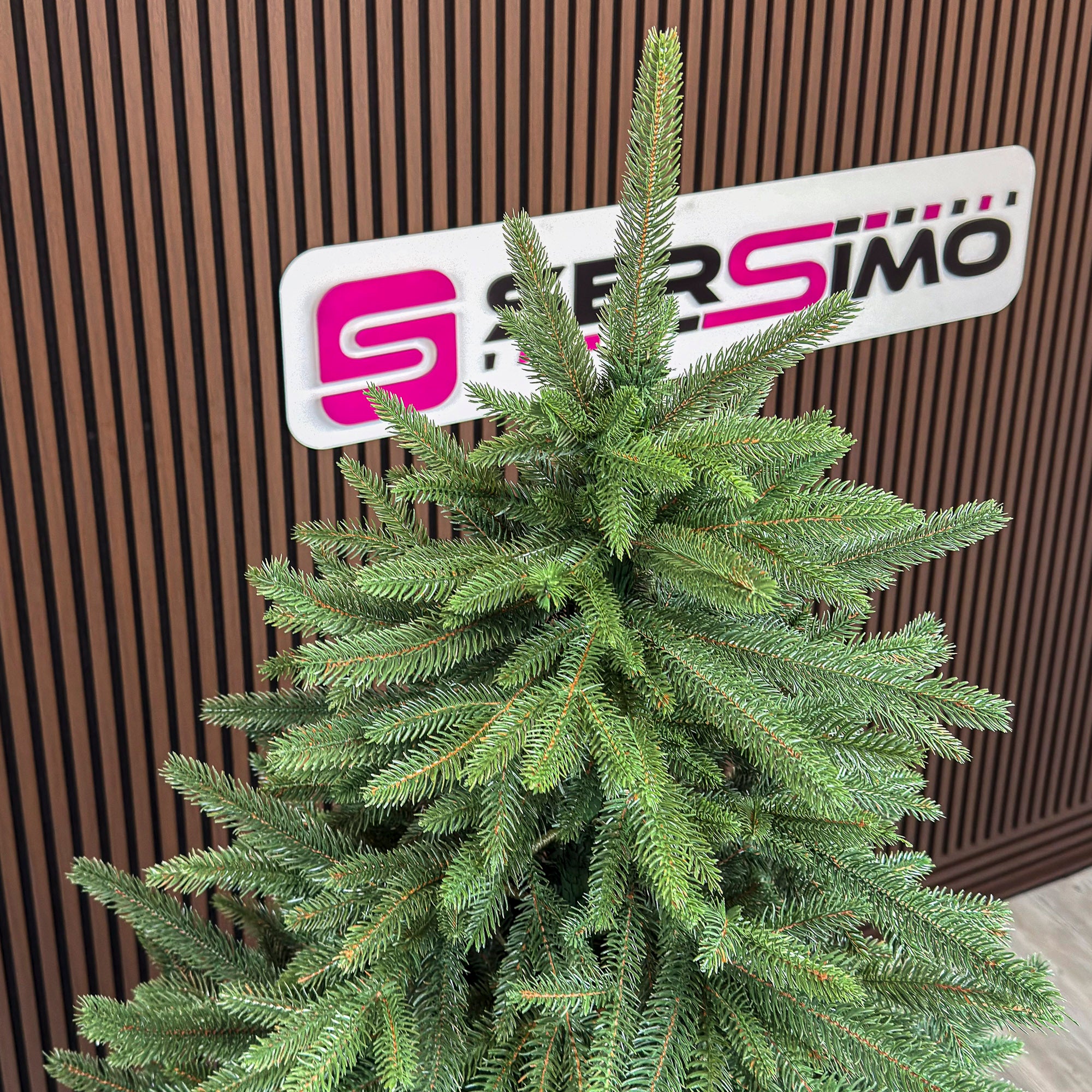 Brad artificial Christmas Deluxe by Sersimo, Alpine, verde, integral 3D, 250 cm