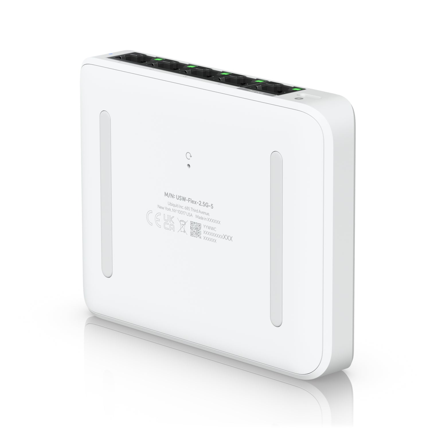 Ubiquiti 5-port 2.5G switch that can be powered with PoE or a USB-C adapter; 4x 2.5 GbE ports, 2.5 GbE PoE input port for power "USW-FLEX-2.5G-5-EU"