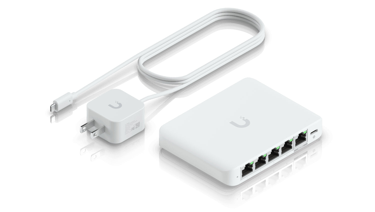 Ubiquiti 5-port 2.5G switch that can be powered with PoE or a USB-C adapter; 4x 2.5 GbE ports, 2.5 GbE PoE input port for power "USW-FLEX-2.5G-5-EU"