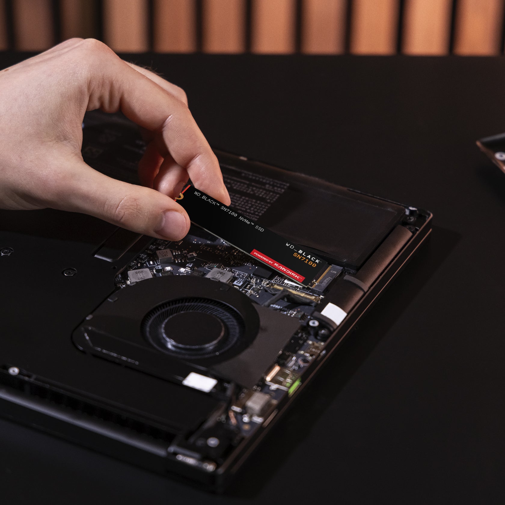 SSD PCIE G4 M.2 NVME 2TB/BLACK SN7100 WDS200T4X0E WDC "WDS200T4X0E"