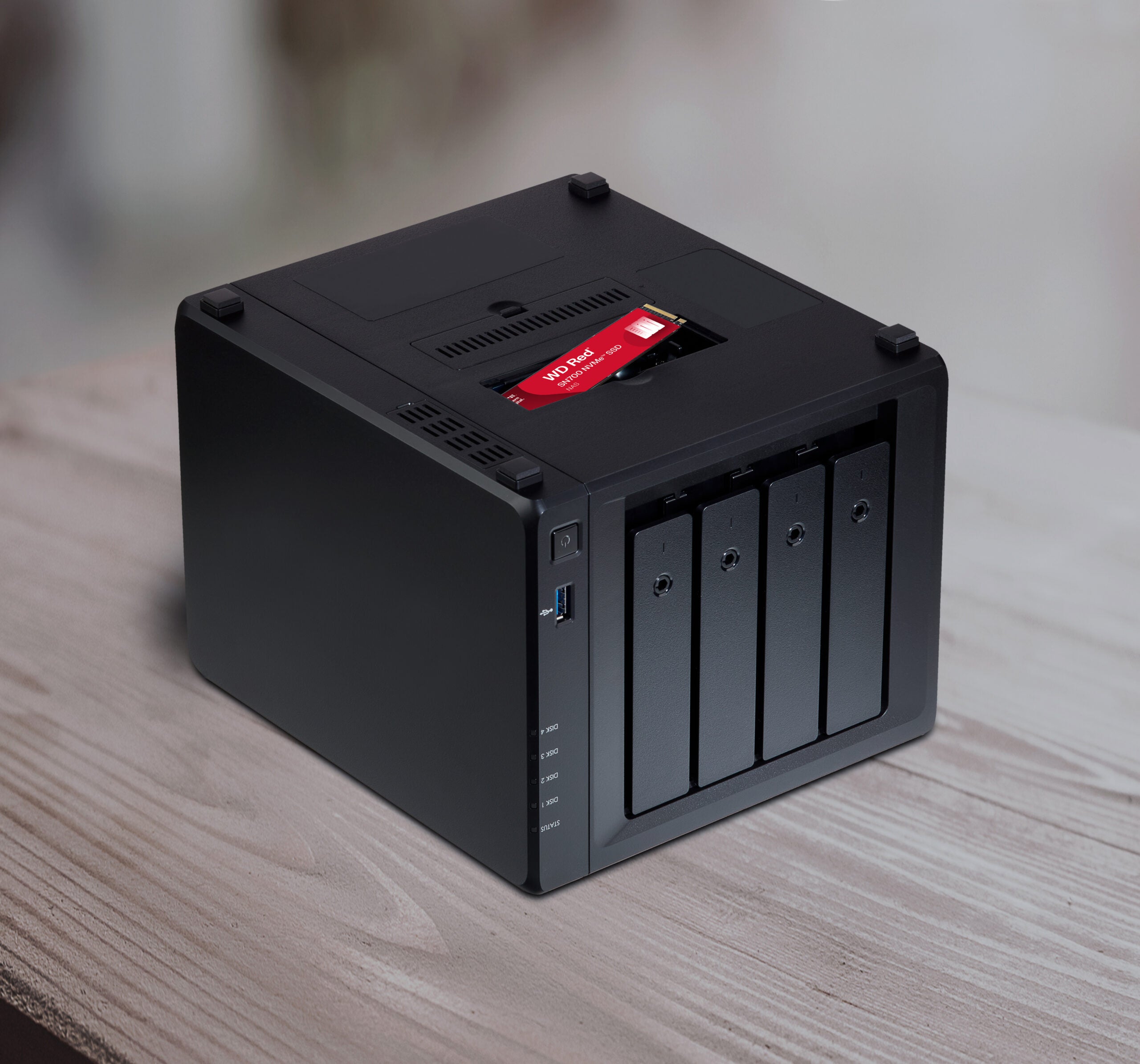 WD Red SSD SN700 NVMe 4TB M.2 2280 PCIe Gen3 8Gb/s internal drive for NAS devices "WDS400T1R0C-68BDK0"